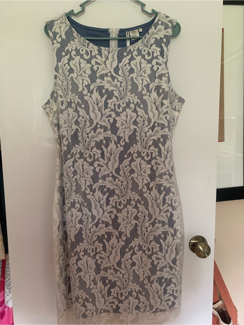 Sleeveless Blue Lace Sheath Dress